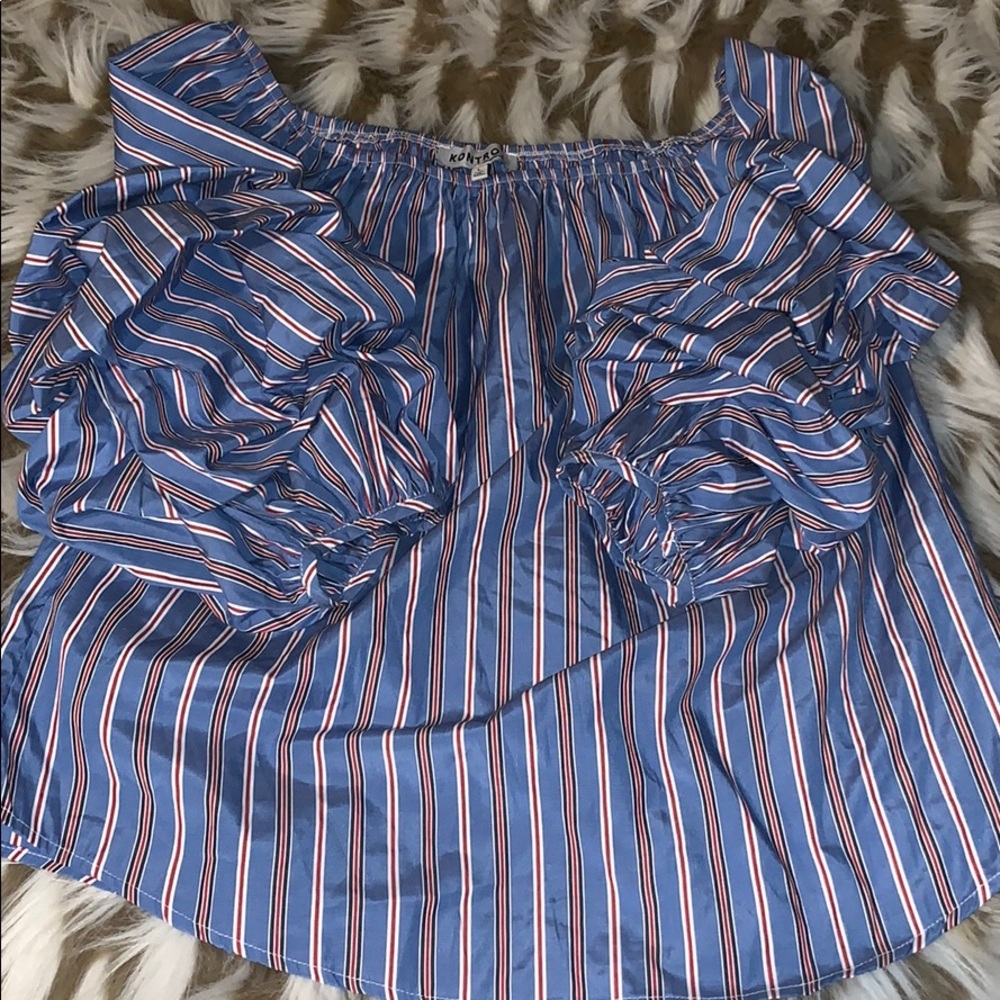 Off shoulder dress shirt